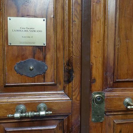La Rosa Del Vaticano Luxury Apartment Rome Bagian luar foto