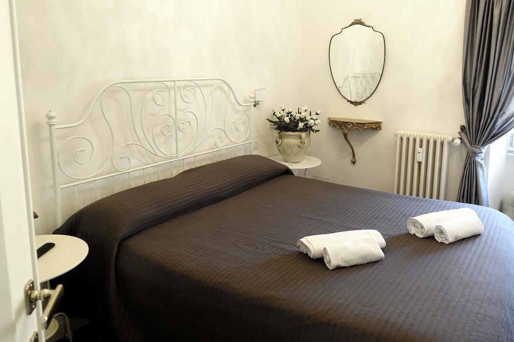 La Rosa Del Vaticano Luxury Apartment Rome Bagian luar foto
